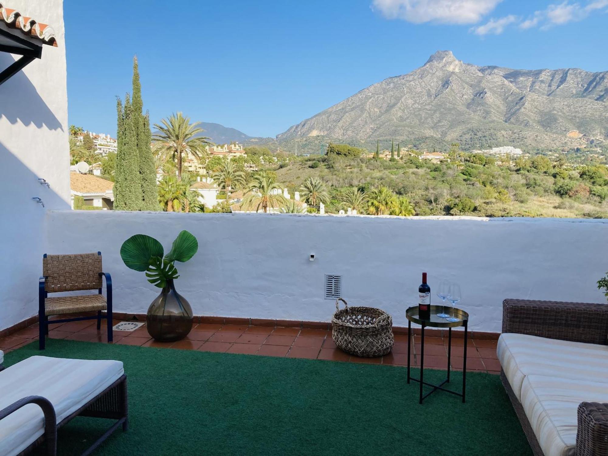 Las Lomas - Pool, Terrace & View Marbella Luaran gambar